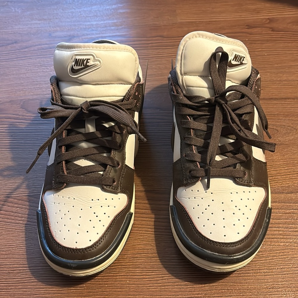 Nike Dunks - Picture 5 of 7